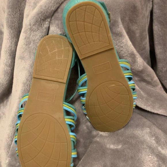 Flat colorful sandal in suede (11C or 11W) - NEW - Picture 2 of 2